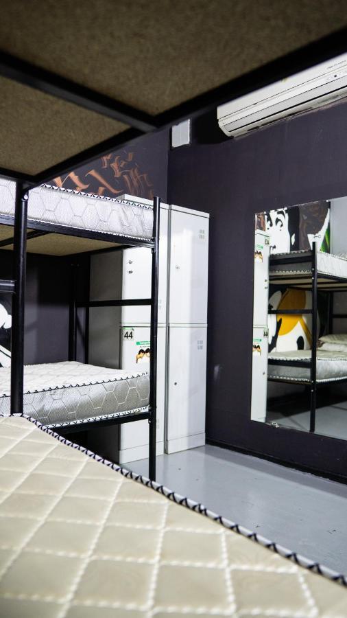 Fox Hostel Almati Kültér fotó