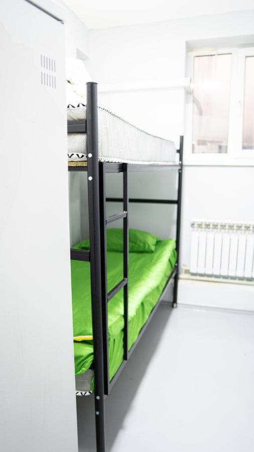 Fox Hostel Almati Kültér fotó